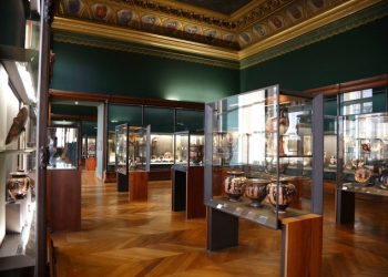 Νέο «χτύπημα» για το Λούβρο: Κλείνει και γκαλερί με ελληνικά εκθέματα