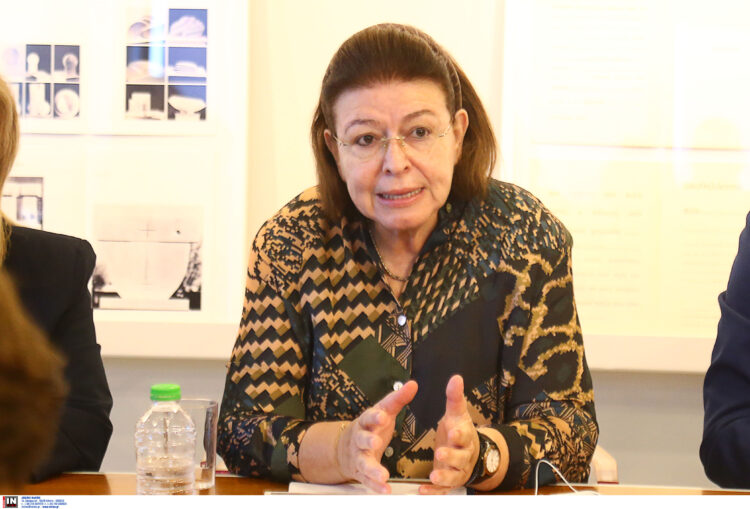 ΥΠΠΟ: Οδηγία ζητά από υπαλλήλους να προσέχουν τι αναρτούν στα social media