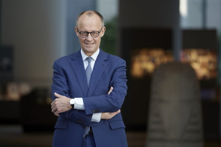 Φρίντριχ Μερτς: «Δεν βλέπω συμφωνία μέχρι την Πέμπτη»