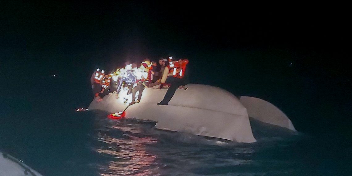 Ναυάγιο με τρεις νεκρούς μετανάστες στη Γαύδο