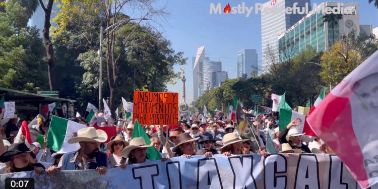 Μεξικό: Επεισοδιακή αντικυβερνητική διαδήλωση με εκατοντάδες τραυματίες