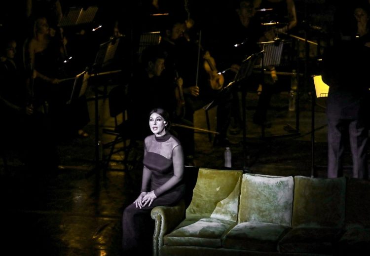 Η Μόνικα Μπελούτσι ξανά στην Αθήνα