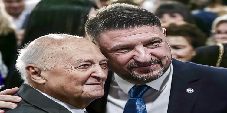 Πέθανε ο πατέρας του Νίκου Χαρδαλιά