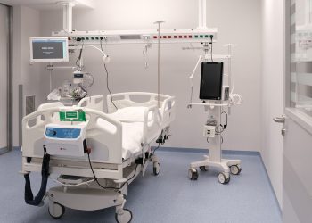 Τραγωδία στον Πειραιά: 13χρονη πνίγηκε με το φαγητό της στο σχολείο