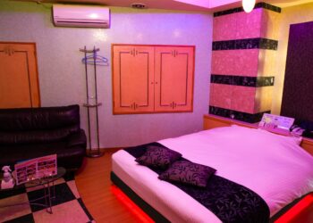 Έλεγχοι σε οίκους ανοχής στην Αθήνα – 15 συλλήψεις και κατασχέσεις