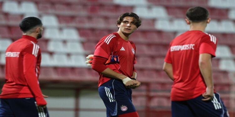 Ο Ολυμπιακός αναζητά την πρώτη νίκη στο Champions League κόντρα στην Αϊντχόφεν