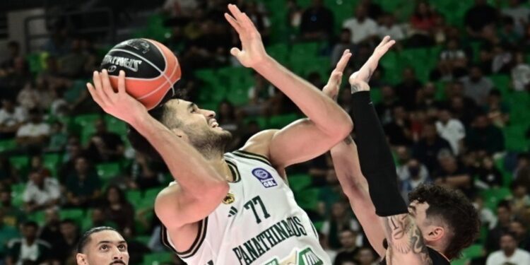 Θλάση στον προσαγωγό ο Γιουρτσέβεν – Πάει και ο τελευταίος ψηλός του Παναθηναϊκού