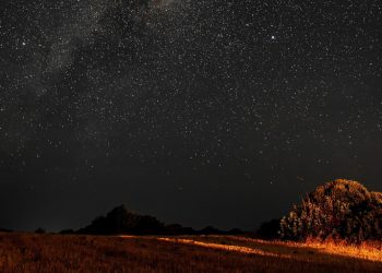 Αναζητώντας το απόλυτο σκοτάδι: Η Κεφαλονιά στον παγκόσμιο χάρτη του αστροτουρισμού
