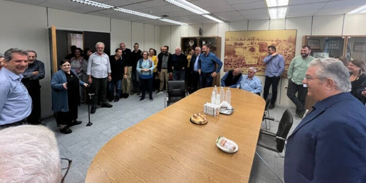 Έκλεισε τα 80 της χρόνια η Αλέκα Παπαρήγα: Η έκπληξη που την περίμενε στον Περισσό