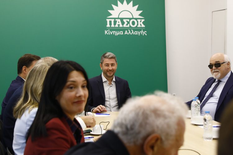 «Ρυθμοί Συνεδρίου»: Η Χαριλάου Τρικούπη έβαλε τέρμα την ένταση