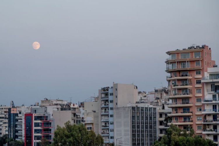 Ακίνητα: Tι πρέπει να τσεκάρουν οι ιδιοκτήτες ενόψει του ΜΙΔΑ και πότε θα… βάλουν το χέρι στην τσέπη