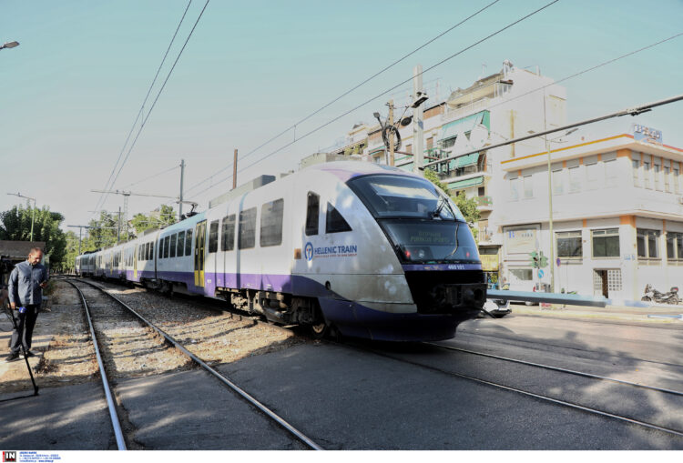 Παραλίγο δεύτερα Τέμπη – Τρένο μπήκε σε λάθος γραμμή για αρκετά χιλιόμετρα