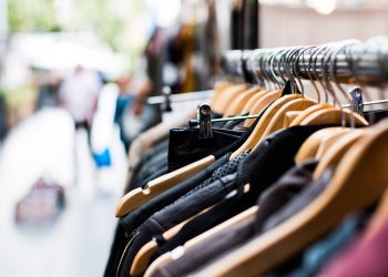 Οι εργαζόμενοι στα Zara μπλοκάρουν την Black Friday