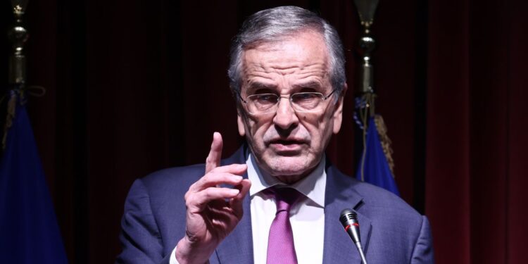 Σαμαράς κατά Μητσοτάκη: «Η ρήξη δεν είναι προσωπική, είναι αξιακή» – Εν αναμονή ανακοινώσεων