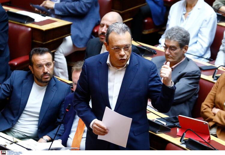 ΣΥΡΙΖΑ: Ενορχηστρωτής του σκανδάλου ΟΠΕΚΕΠΕ ο πρωθυπουργός