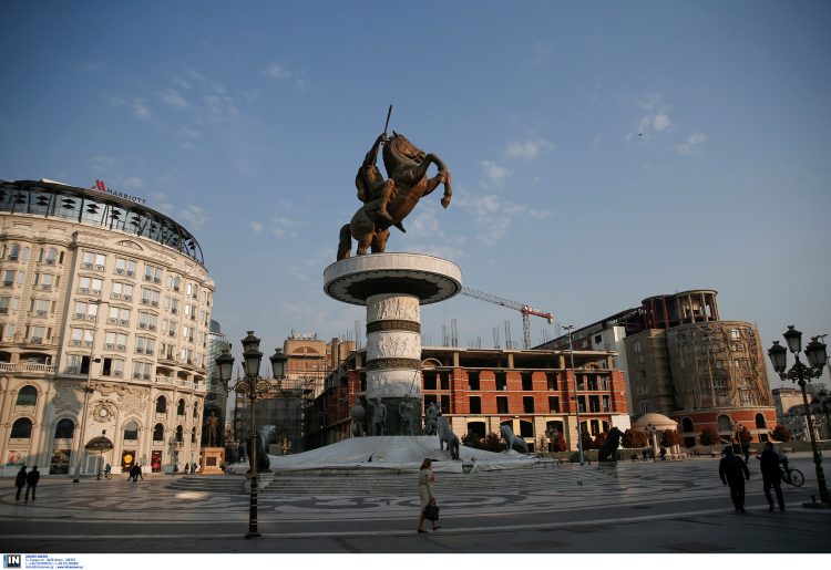 Β. Μακεδονία: Σύλληψη ανώτατου αξιωματούχου για χρηματισμό