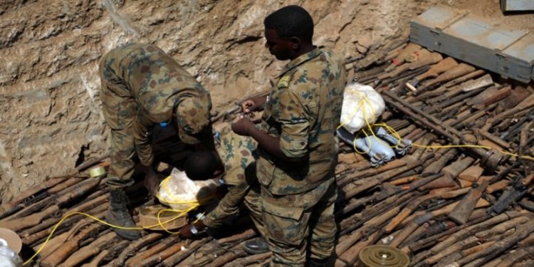 Νέες μάχες στο Σουδάν, παρά την προτροπή των ΗΠΑ να κηρυχτεί κατάπαυση του πυρός