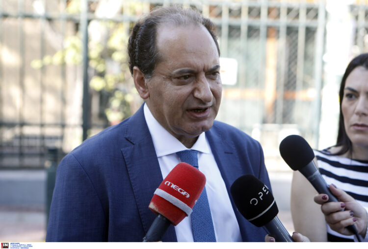 Σπίρτζης: Την ευθύνη για τις παρακολουθήσεις την έχει η κυβέρνηση