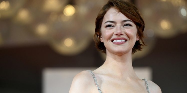 Η «μούσα» του Λάνθιμου, Emma Stone, η πιο όμορφη γυναίκα στον κόσμο