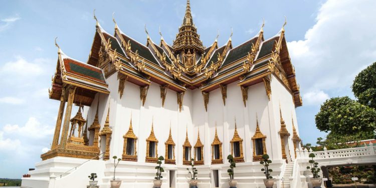 Ταϊλάνδη: Γυναίκα ξύπνησε μέσα στο φέρετρό της, λίγο πριν την καύση της