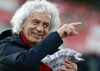 Πρόστιμο €30.000 από ΕΣΡ στον Τσουκαλά για ύβρεις κατά πατέρα και γιου Αταμάν (βίντεο)