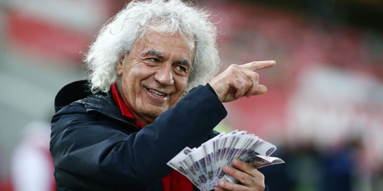 Πρόστιμο €30.000 από ΕΣΡ στον Τσουκαλά για ύβρεις κατά πατέρα και γιου Αταμάν (βίντεο)