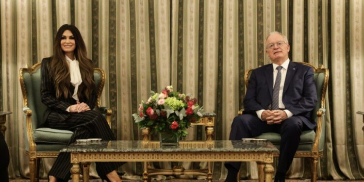 Κίμπερλι σε Τασούλα: «Θα εργαστούμε για έναν νέο σύζυγο»! (Βίντεο)