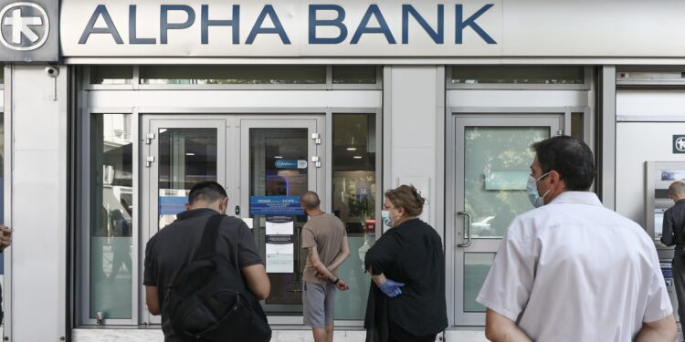 «Απόβαση» ελληνικών τραπεζών στην Κύπρο