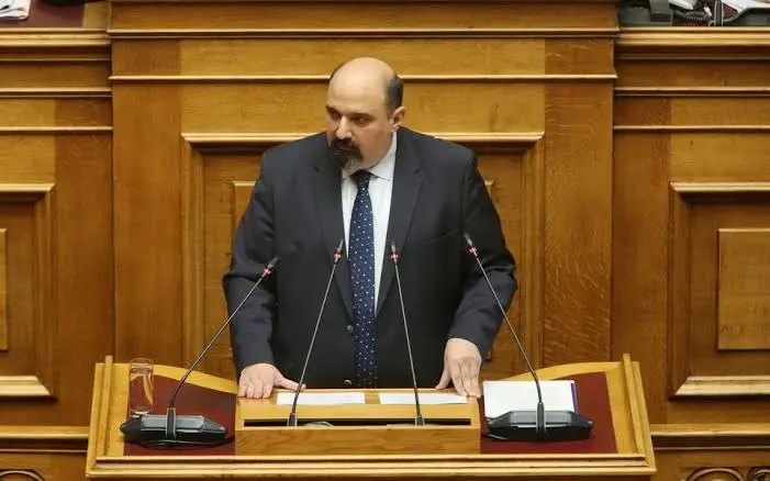 Τέμπη: Για το μπάζωμα καλούνται να απολογηθούν Τριαντόπουλος και Αγοραστός