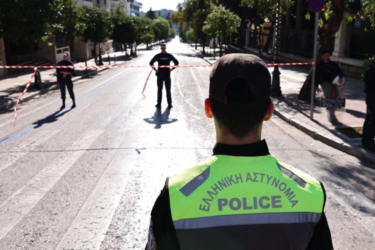 ΠΑΣΟΚ: Το Πολυτεχνείο ζει στους αγώνες του σήμερα για μια κοινωνία πιο δίκαιη, πιο ελεύθερη