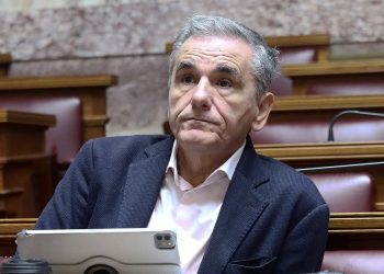 Τσακαλώτος: Δεν με αδικεί ο Αλέξης Τσίπρας στο μεγαλύτερο κομμάτι του βιβλίου