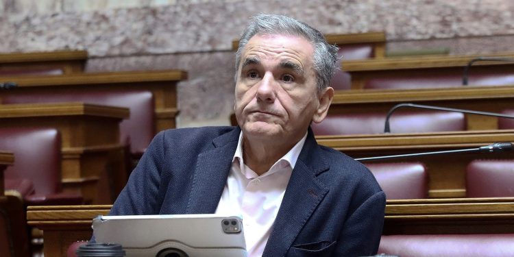 Τσακαλώτος: Δεν με αδικεί ο Αλέξης Τσίπρας στο μεγαλύτερο κομμάτι του βιβλίου