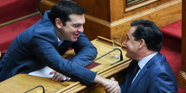 Ο Τσίπρας έδωσε ευχαριστίες στον Άδωνη Γεωργιάδη για την «Ιθάκη»: Τη λιγουρεύεσαι;