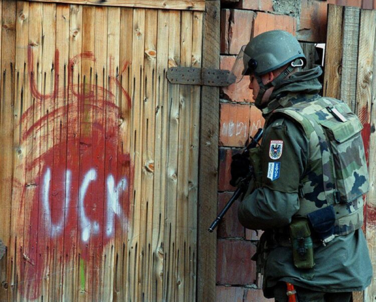 Βαλκάνια: Η μπαρουταποθήκη της Ευρώπης είναι έτοιμη να εκραγεί;