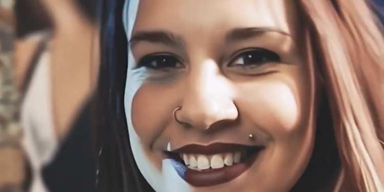 Επτά γυναίκες που δολοφονήθηκαν, επιστρέφουν για να ακουστούν (βίντεο)