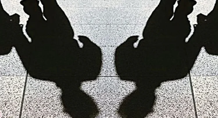 Σοκαριστικό βίντεο με ωμά χτυπήματα μαθητριών στην Πετρούπολη