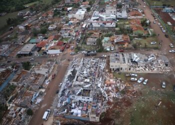 Βραζιλία: Φονικός ο ανεμοστρόβιλος με 6 νεκρούς και εκατόμβη τραυματιών