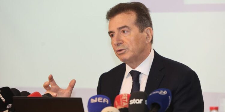 Οι 7 πρωτοβουλίες Χρυσοχοΐδη για τα όπλα – «Τέρμα οι μαφίες και οι νταήδες»