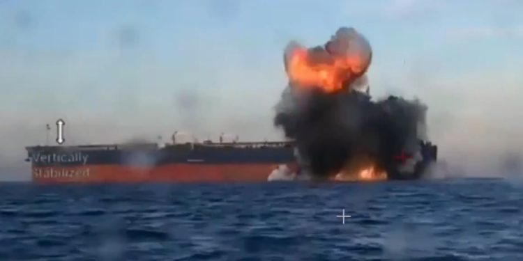 Χτύπημα στον «σκιώδη στόλο» της Ρωσίας με ουκρανικά drone (βίντεο)