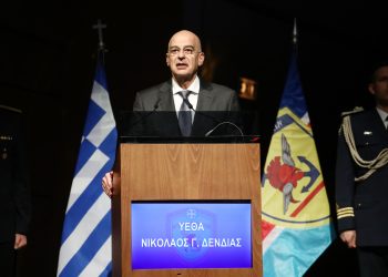 Ν. Δένδιας: Επτά νέα μέτρα για τους στρατιωτικούς