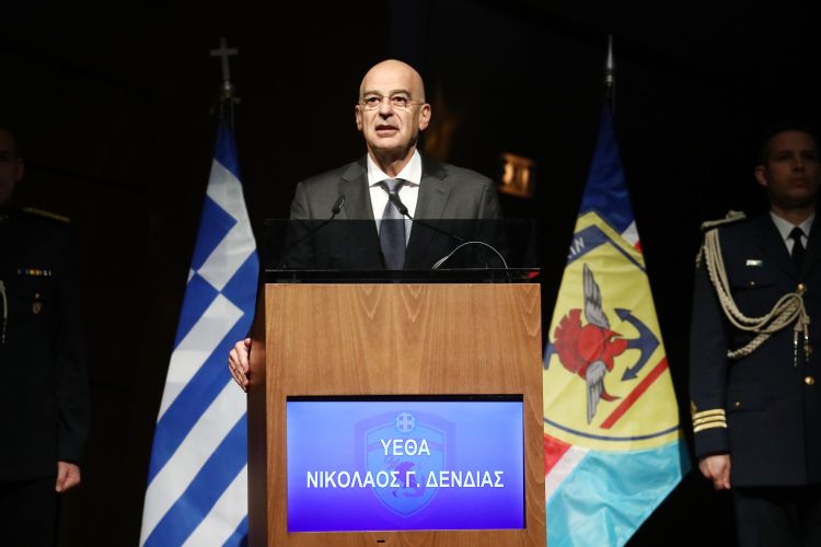 Ν. Δένδιας: Επτά νέα μέτρα για τους στρατιωτικούς