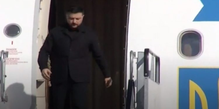 Στην Αθήνα έφτασε ο Βολοντίμιρ Ζελένσκι