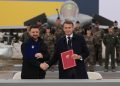 Εκατό Rafale από τη Γαλλία παρήγγειλε η Ουκρανία – Ιστορική συμφωνία Μακρόν και Ζελένσκι