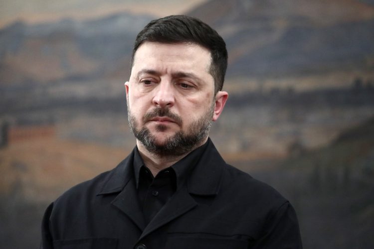 Ο Ζελένσκι προτίθεται να αγοράσει 100 Rafale από τον Μακρόν