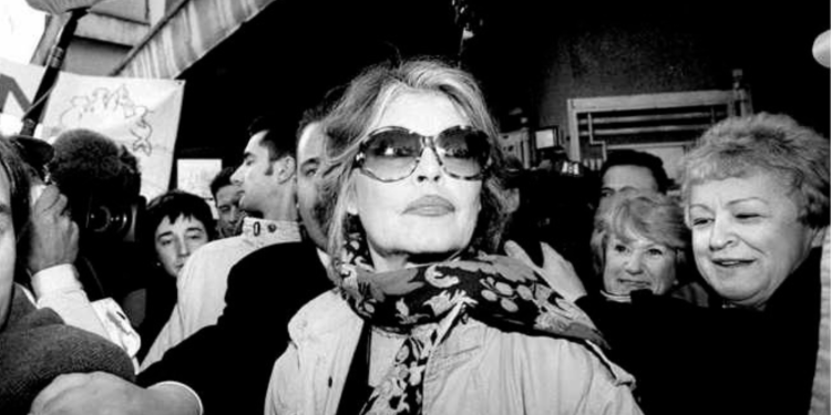 Μπριζίτ Μπαρντό: Στο νοσοκομείο εσπευσμένα ξανά η ηθοποιός