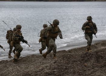 Στράτευση στα 25: Τι αλλάζει με το νέο νομοσχέδιο
