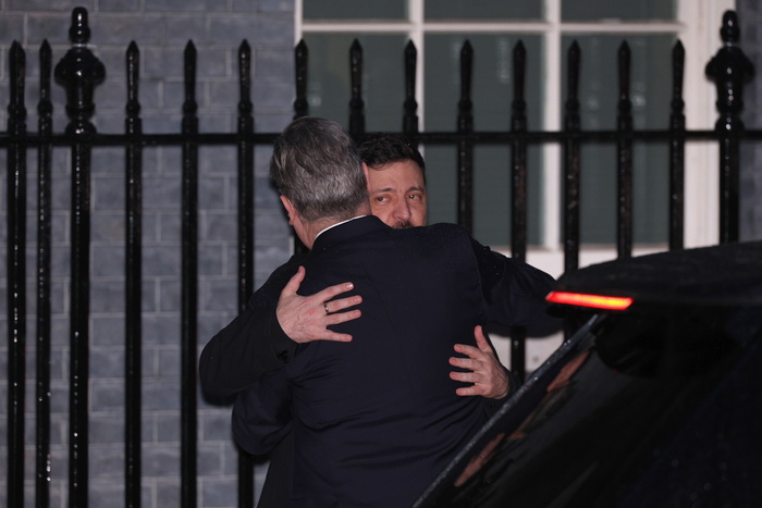 Το δικό του σχέδιο 20 σημείων ετοιμάζει ο Ζελένσκι για τον τερματισμό του πολέμου