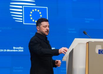 Ζελένσκι: Πρόταση ΗΠΑ για τριμερείς συνομιλίες στη Φλόριντα