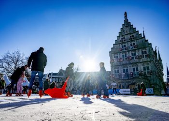 Ολλανδία: Σύλληψη 29χρονου για σχέδιο τρομοκρατικής επίθεσης τα Χριστούγεννα