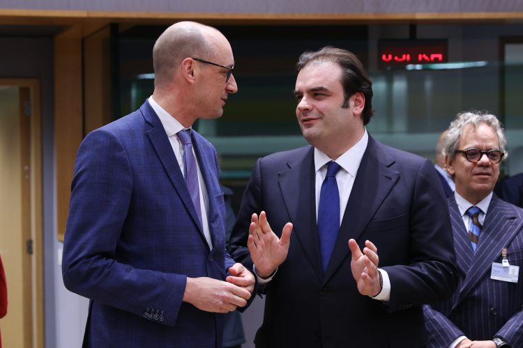 Πιερρακάκης: Στο «τιμόνι» και του ESM μετά την ανάληψη της προεδρίας του Eurogroup